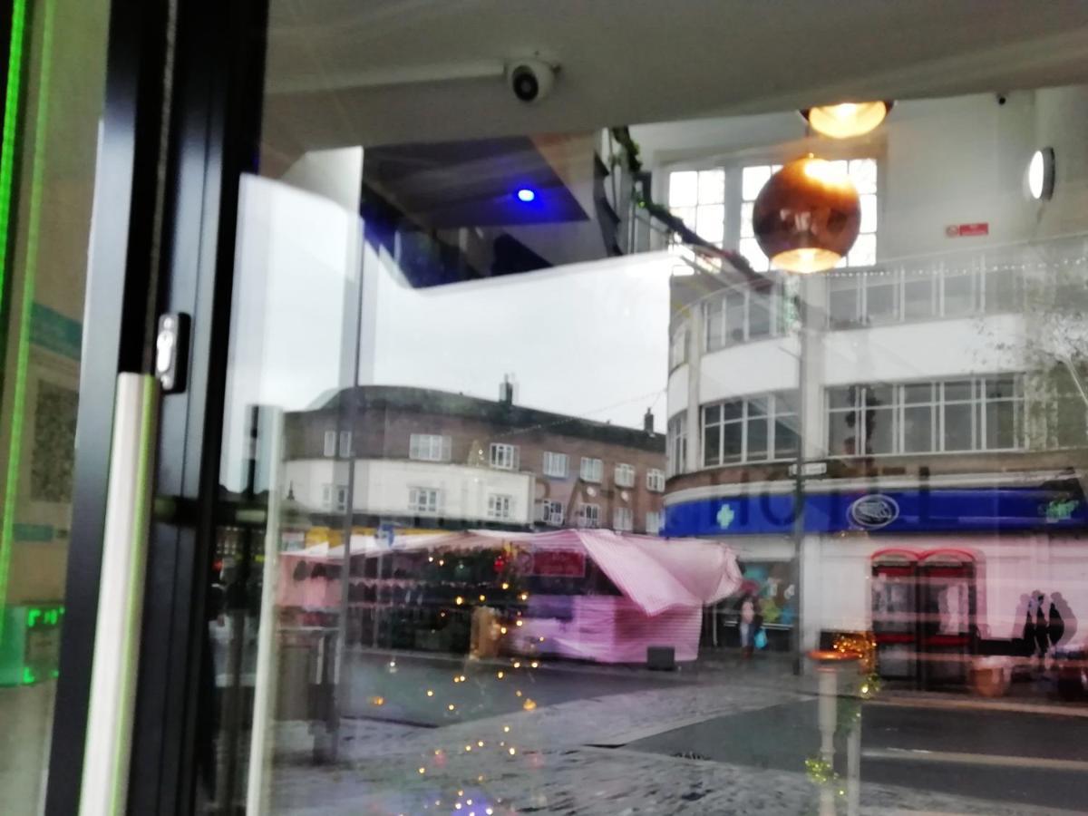 The Bank Hotel Barking  Luaran gambar